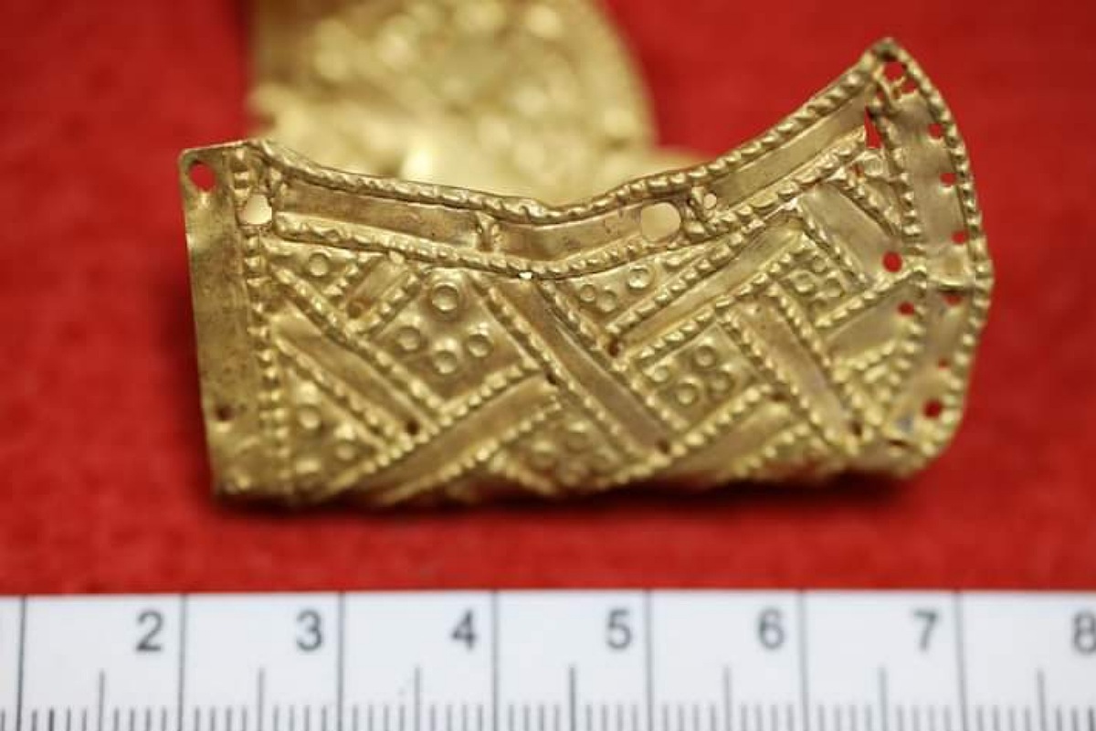 Рідкісний золотий скарб знайшли археологи у Білій Церкві 